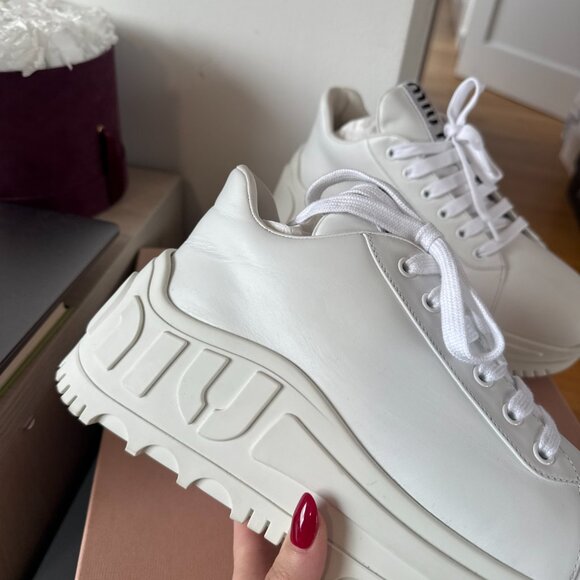 NWT Miu Miu Platform Chunky Low Top Sneakers White Leather Upper Lace Up Sz 40 - Picture 5 of 9
